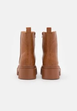 Even&Odd Enkellaarsjes Met Plateauzool - Cognac -Even&Odd 132acd23913842d3be715cad1abc2947