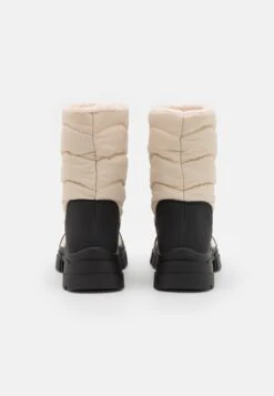 Snowboots- Off-White -Even&Odd 6460e3b032a947e3a588a7044e3d5cd7