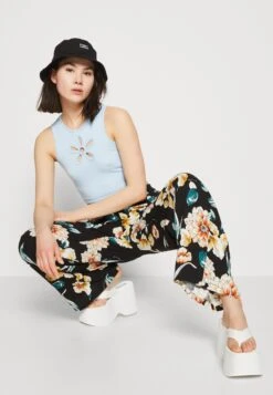 Even&Odd Top - Light Blue -Even&Odd 89c7dfed9f4c410094ea8602c719e00c