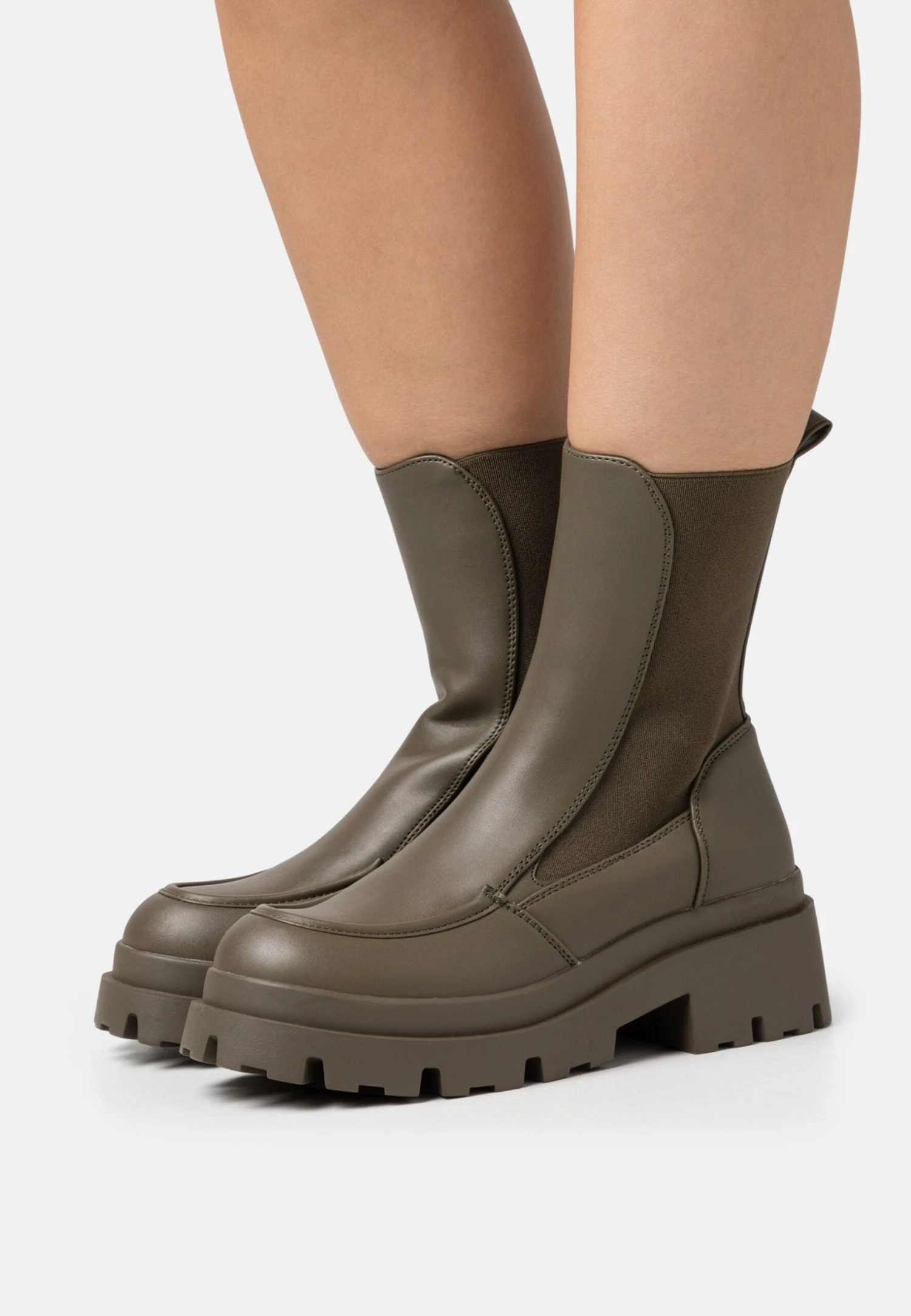 Even&Odd Enkellaarsjes Met Plateauzool - Khaki 1 Even&Odd Enkellaarsjes Met Plateauzool - Khaki