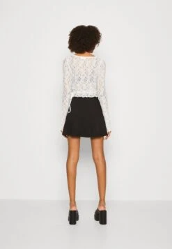 Even&Odd Longsleeve - White 8 Even&Odd Longsleeve - White -Even&Odd 9b2d6928d87a477d9aaa20798904c259