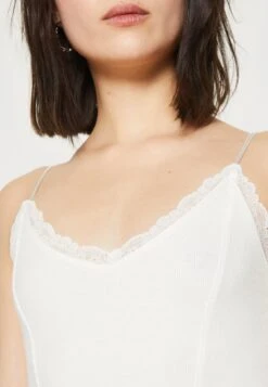 Even&Odd Top - Off-White -Even&Odd a5642327a0cc44669fff976939464109