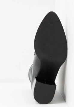 Even&Odd Korte Laarzen - Black 13 Even&Odd Korte Laarzen - Black -Even&Odd a6553cddf3b84300a30cbd871b13be47