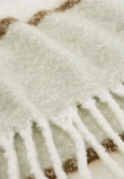 Even&Odd Sjaal - Green/White 12 Even&Odd Sjaal - Green/White -Even&Odd ab379a2c492f49708944a46fd4aac521