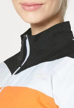 Cropped Training Jacket - Trainingsvest - White -Even&Odd b8d992e3354a4b3287b67c41977cea45